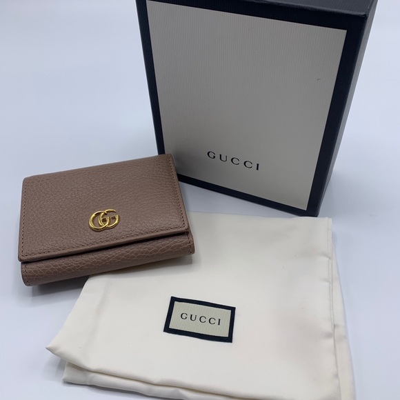 Gucci Handbags - SOLD!!!! Gucci Compact Wallet, Marmont, Textured Leather, Beige